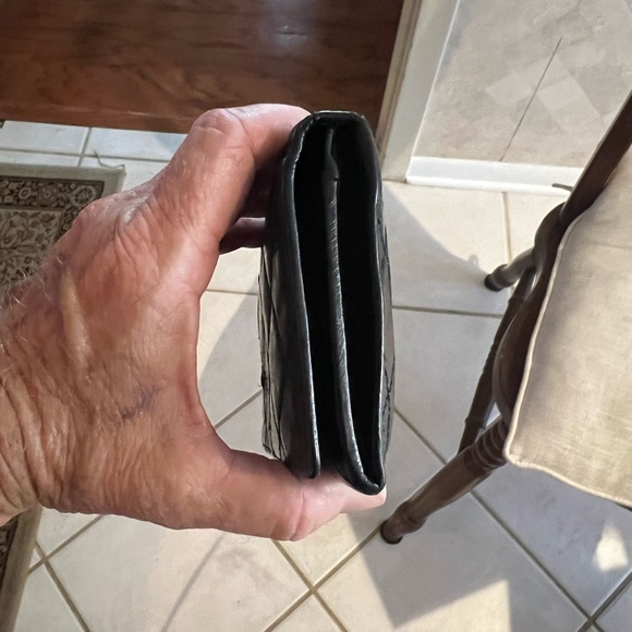 CHANEL Quilted Cambon Ligne Lambskin Leather Flap Wallet Black - Picture 15 of 16